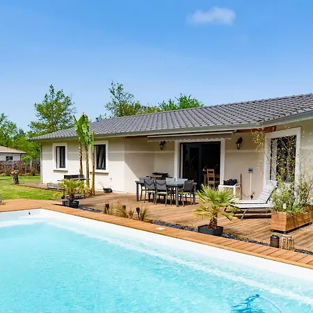 ☆magnifique Avec Piscine Spa☆ Sans Vis A Vis * מיוס